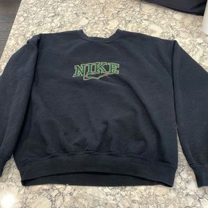 Nike crewneck